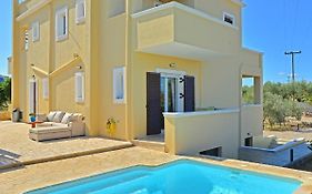 Villa Konstantinos 6 Bedrooms