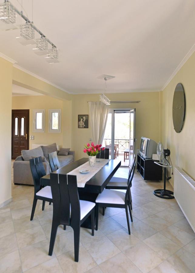 Villa Konstantinos 6 Bedrooms Αίγινα Εξωτερικό φωτογραφία